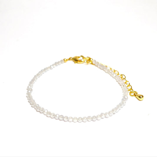 Weißes Zirkonarmband
