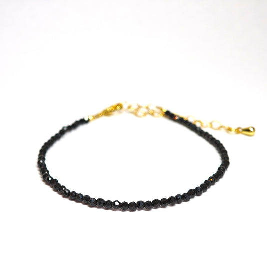 Schwarzes Spinellarmband