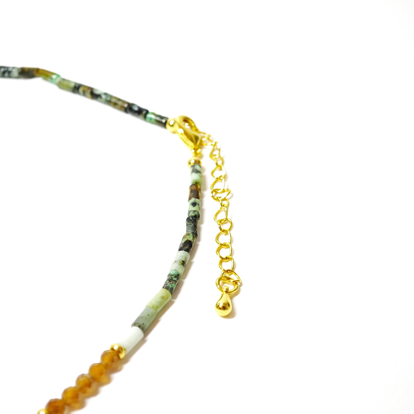 African pine necklace with shell