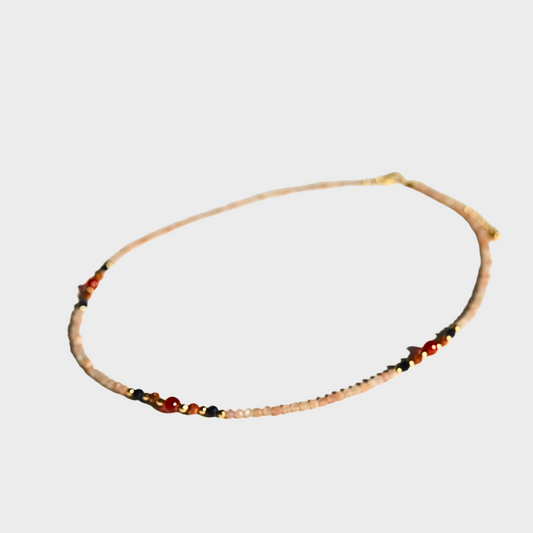 Zirkonkette mit Achat und Sandstein