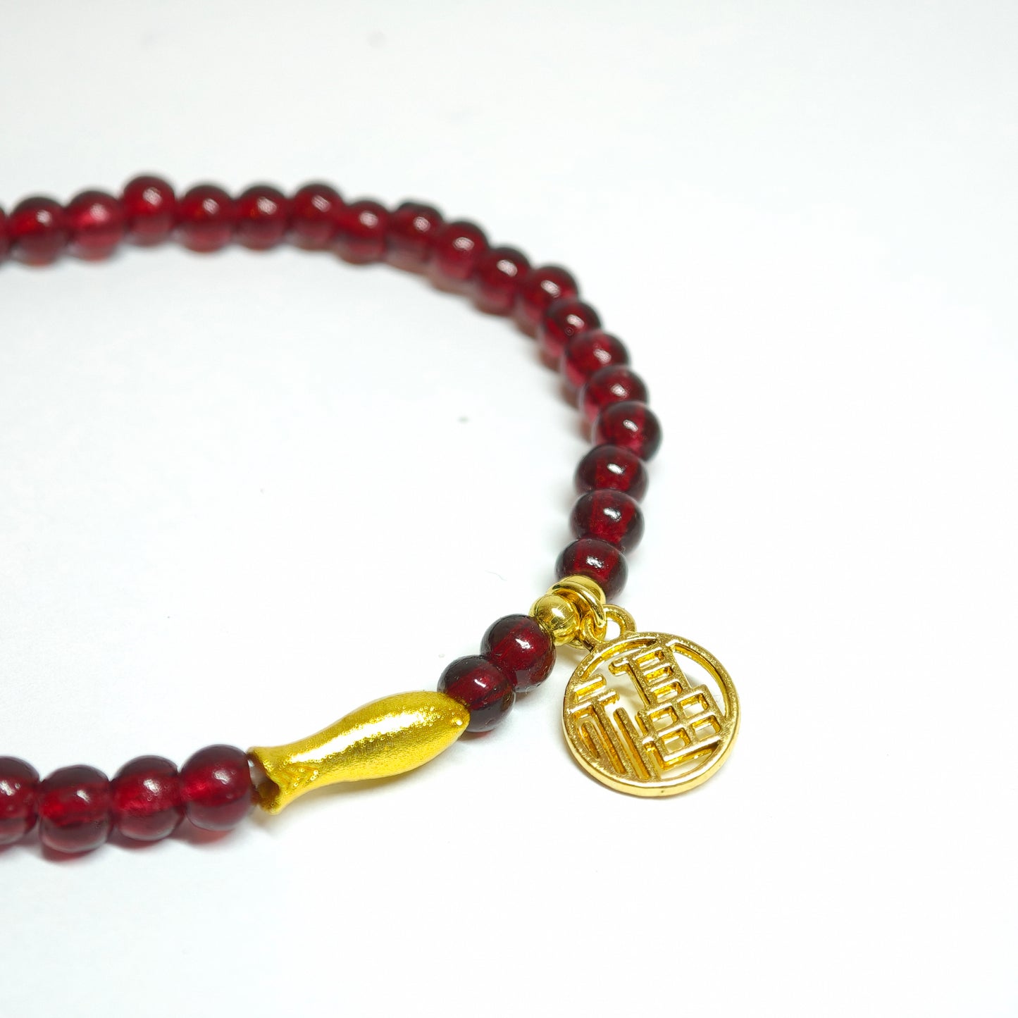 Granat-Armband „Goldfisch & Glück“